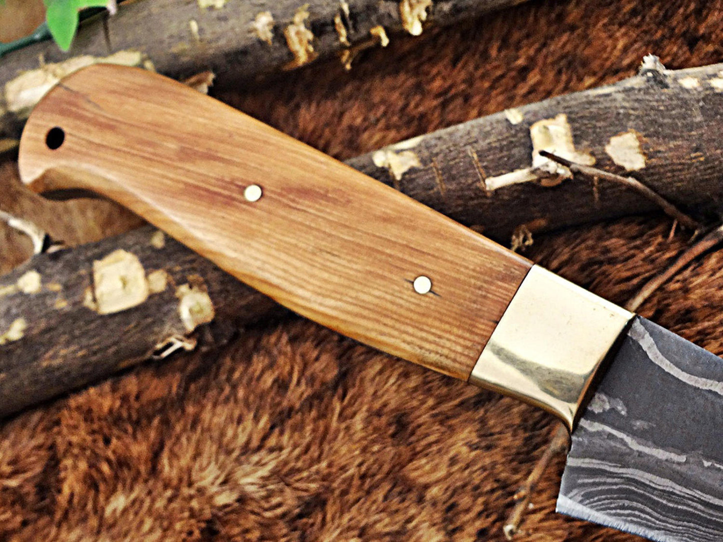 9 Inches long custom made Damascus steel full tang chef Knife 4" blade Kow wood scale with brass bolster