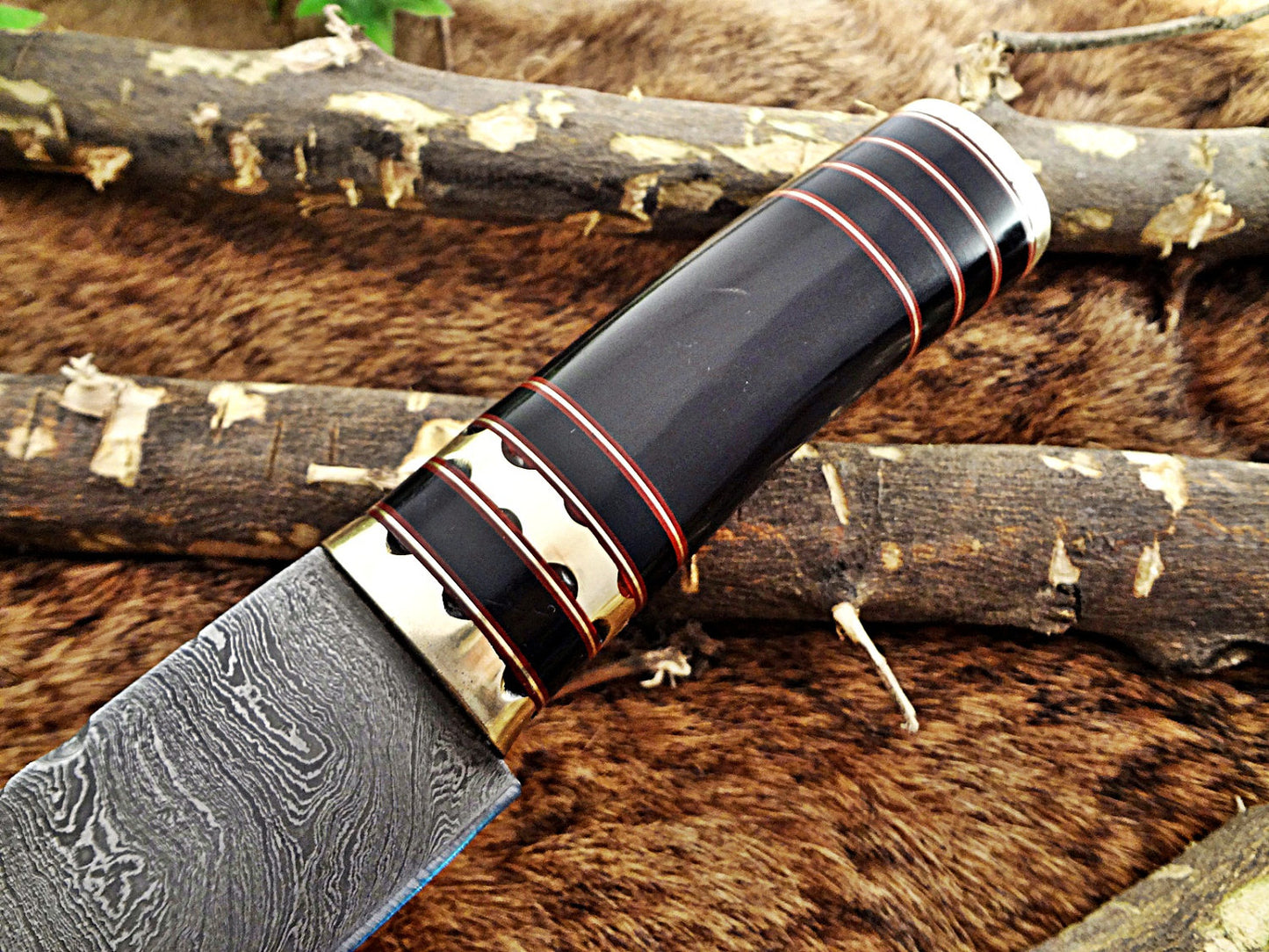 9" Long hand forged Damascus steel Knife, Buffalo Horn round scale with engraved Brass and fiber spacing, cow hide Leather sheath