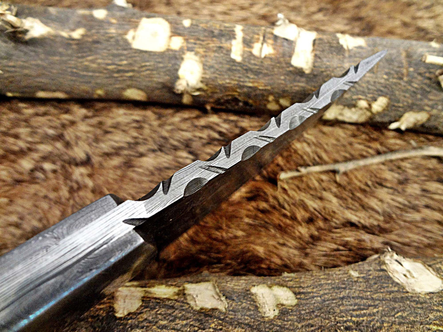 7" long Hand Forged Damascus Steel wide blade Pocket Knife with 3.5" cutting edge, available in 4 Natural scales, Includes Cow leather sheath