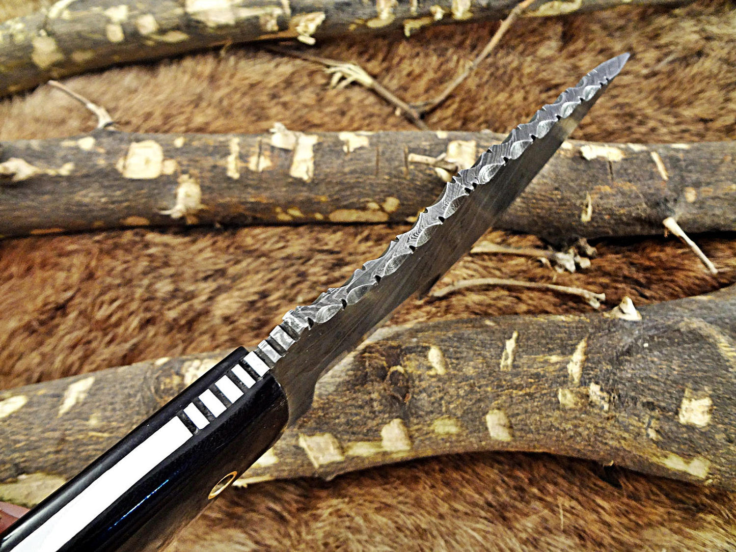10" Long Damascus steel tracker knife hand forged twist pattern full tang, 2 tone bull horn with holes scale, Cow hide leather sheath