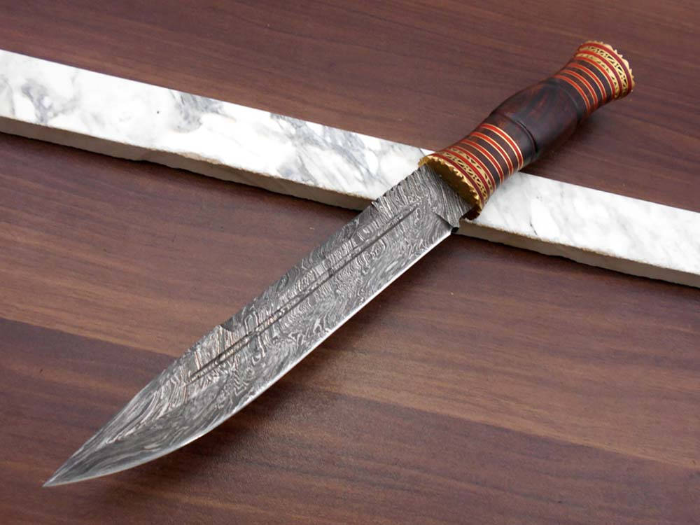 13" hand forged Damascus Hunting Knife, 7" blade, exotic Rose wood scale crafted with engraved brass work and fiber spacing, Leather sheath