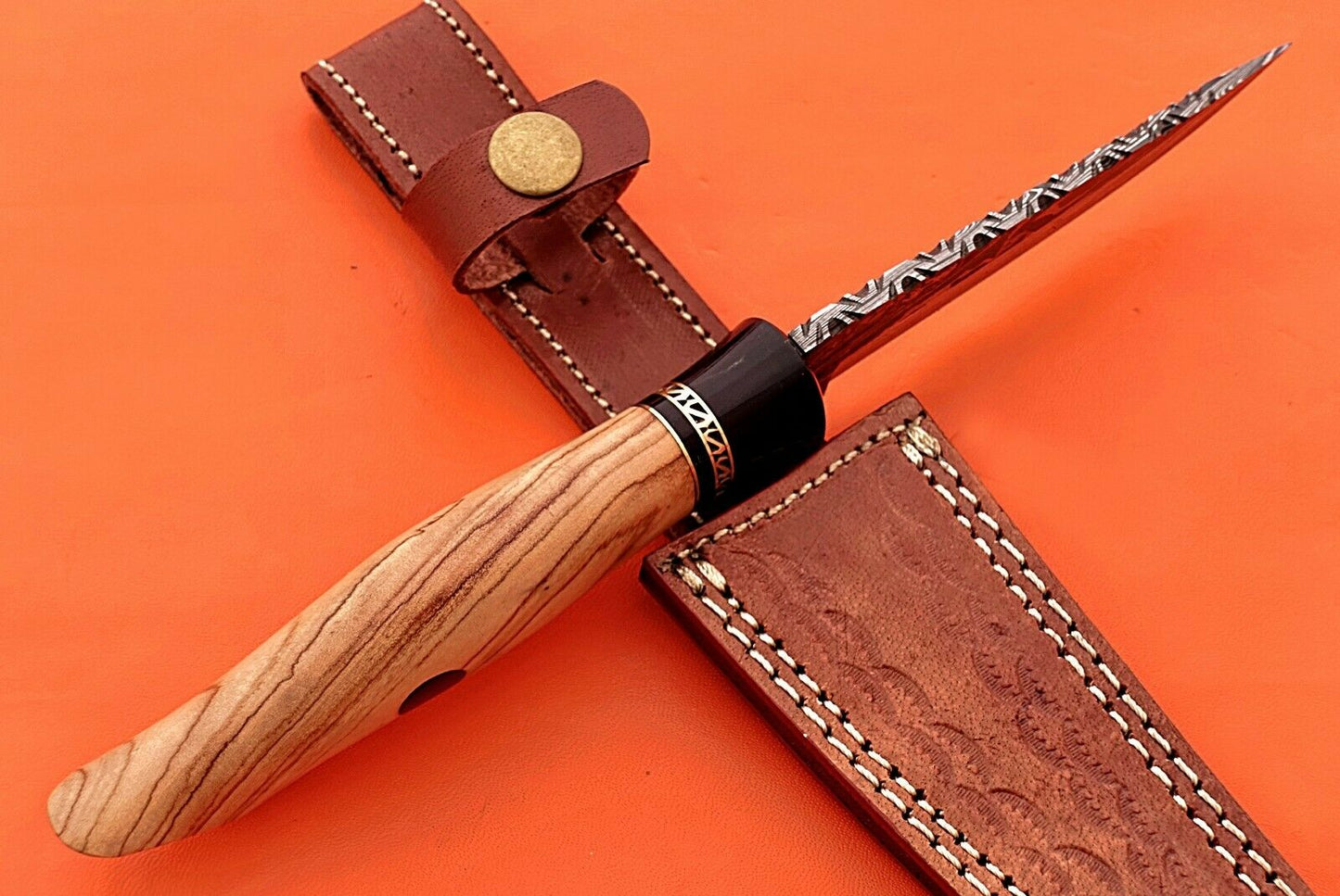 9 straight back blade skinning Knife, finger serrated wood scale, Leather sheath