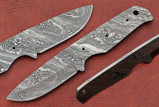 7.5" long Damascus steel straight back blank blade, 3.25" cutting edge