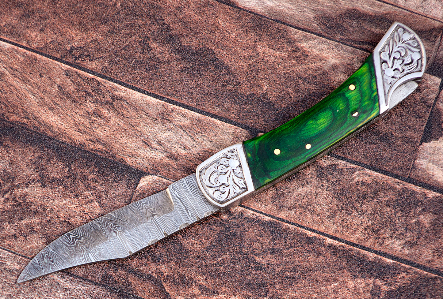 9" long back lock Folding Knife, Green wood Scale with Engraved steel bolster, custom made 4" Hand Forged Damascus steel blade, Cow hide leather sheath with belt loop