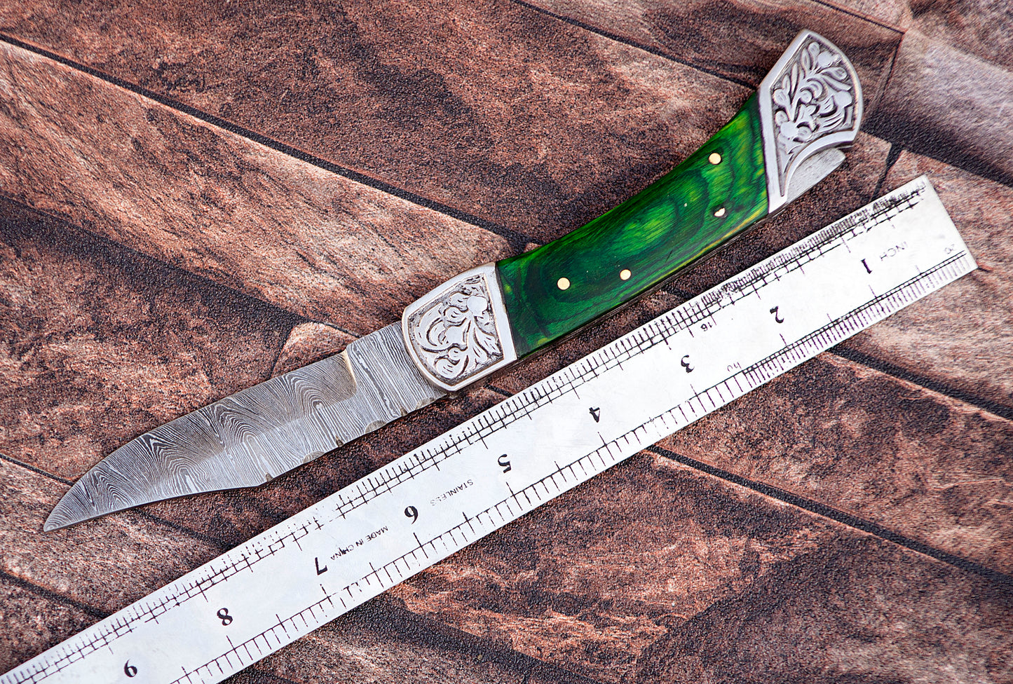 9" long back lock Folding Knife, Green wood Scale with Engraved steel bolster, custom made 4" Hand Forged Damascus steel blade, Cow hide leather sheath with belt loop