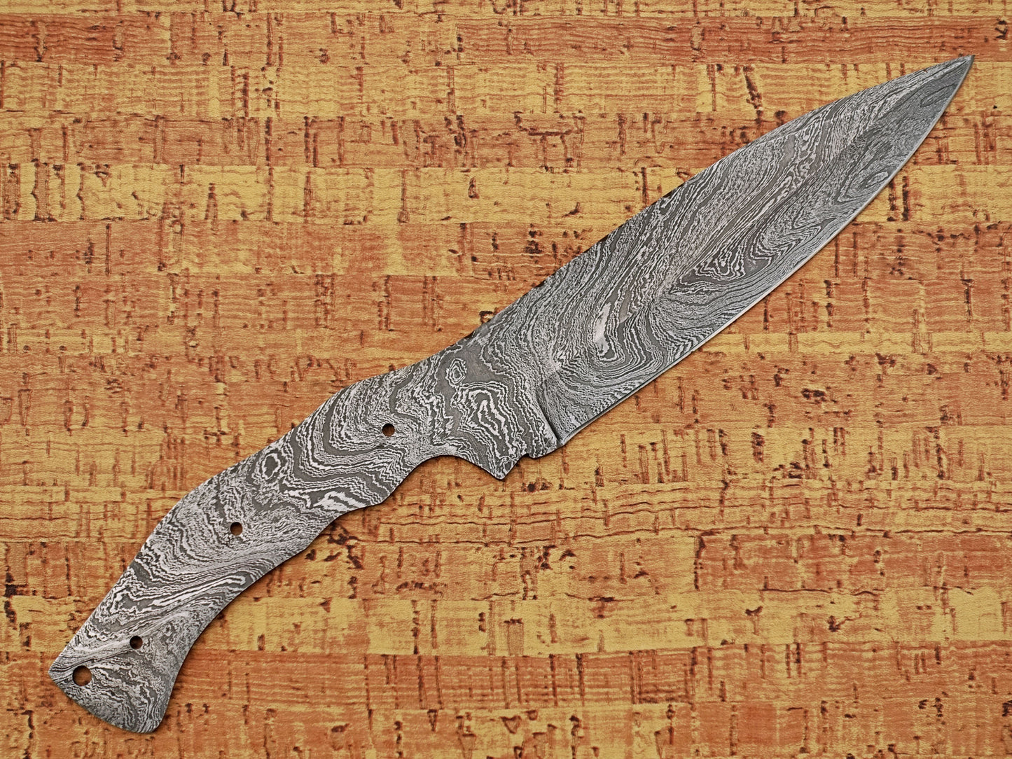 11 inches Long Drop Point Blank Blade, Hand Forged Twist Pattern Damascus Steel Hunting Knife Blade, 5" Scale Space Finger with 2 Fingers Grooves, 5.5" Sharp Cutting Edge