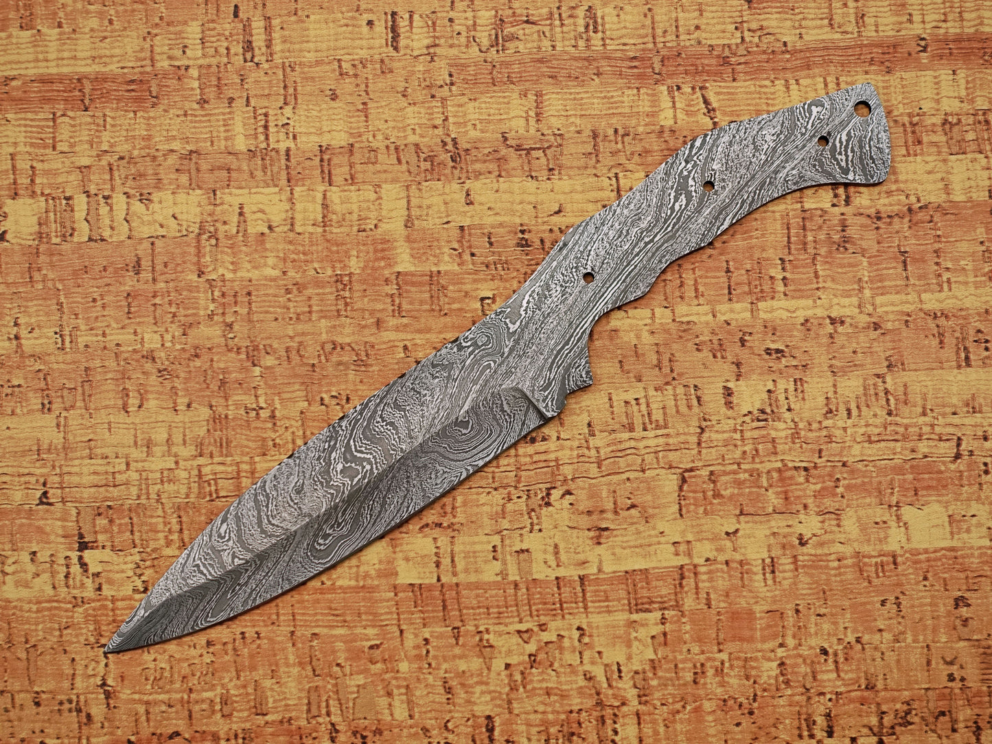 11 inches Long Drop Point Blank Blade, Hand Forged Twist Pattern Damascus Steel Hunting Knife Blade, 5" Scale Space Finger with 2 Fingers Grooves, 5.5" Sharp Cutting Edge