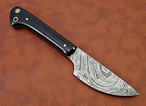 8 Inches long custom made Damascus steel hand forged Paring Knife, kitchen knife, utility knife, 3.5" long blade, Natural Bull Horn scale inserting hole