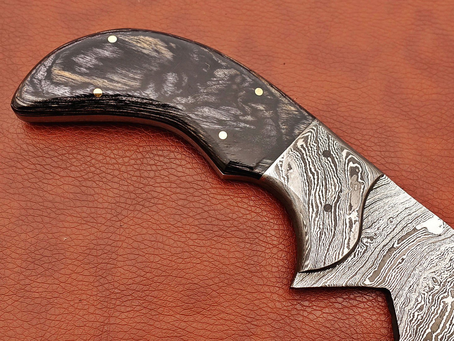 9" hand forged Twist Pattern Damascus steel chopper, 2 tone Dollar wood scale compact cleaver, Leather sheath included
