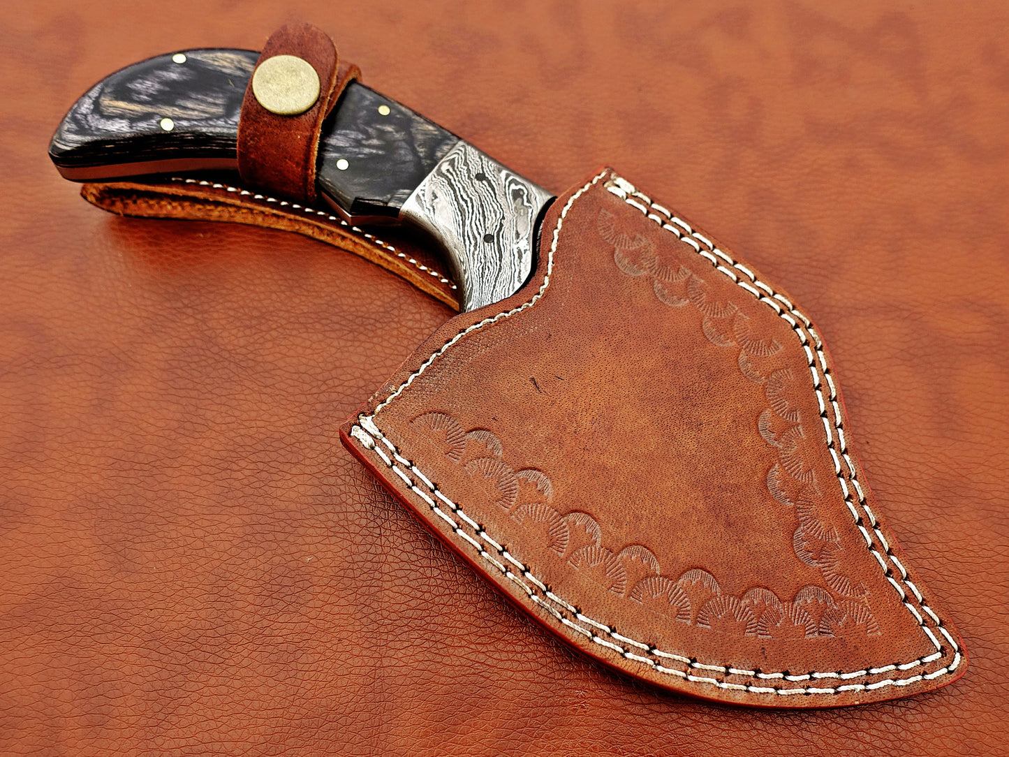 9" hand forged Twist Pattern Damascus steel chopper, 2 tone Dollar wood scale compact cleaver, Leather sheath included