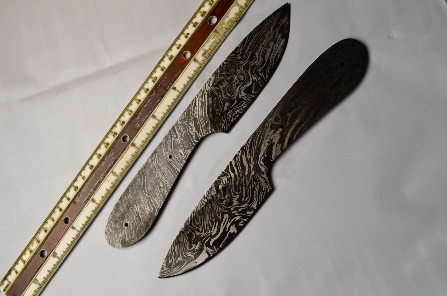 Damascus steel blank blade 8.5" long hand forged 4" cutting edge, 2 pin holes