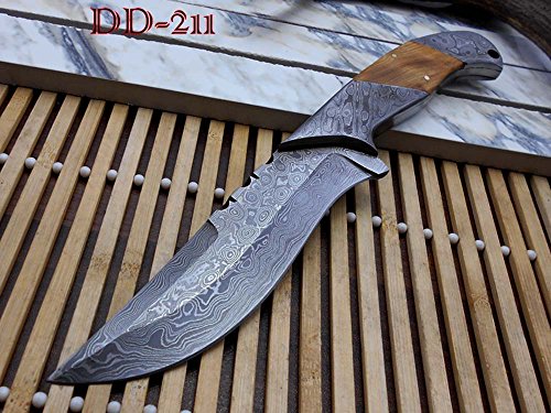 10.5 Long hand forged Damascus steel skinning Knife,5.5" full tang blade, Natural wood scale with Damascus bolster, Cow hide Leather sheath
