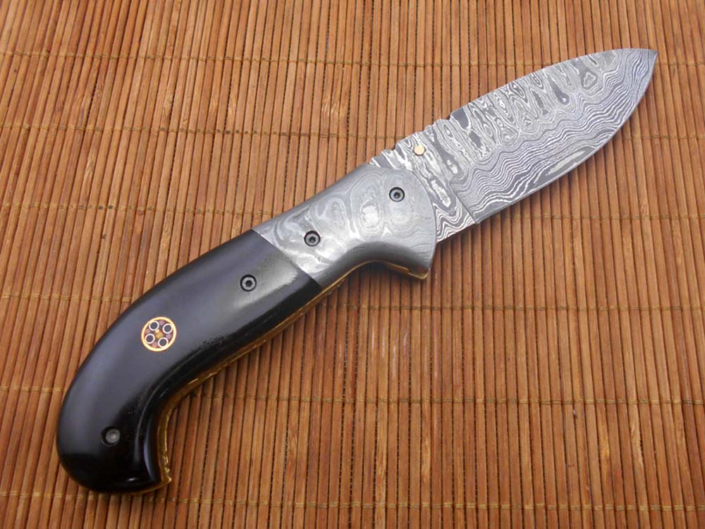 Hand forged twist pattern Damascus steel 7.5" folding knife, Available in 3 scales options with Bolster, Pocket knife Equipped with Brass liner lock & thumb knob, Cow Hide Leather sheath