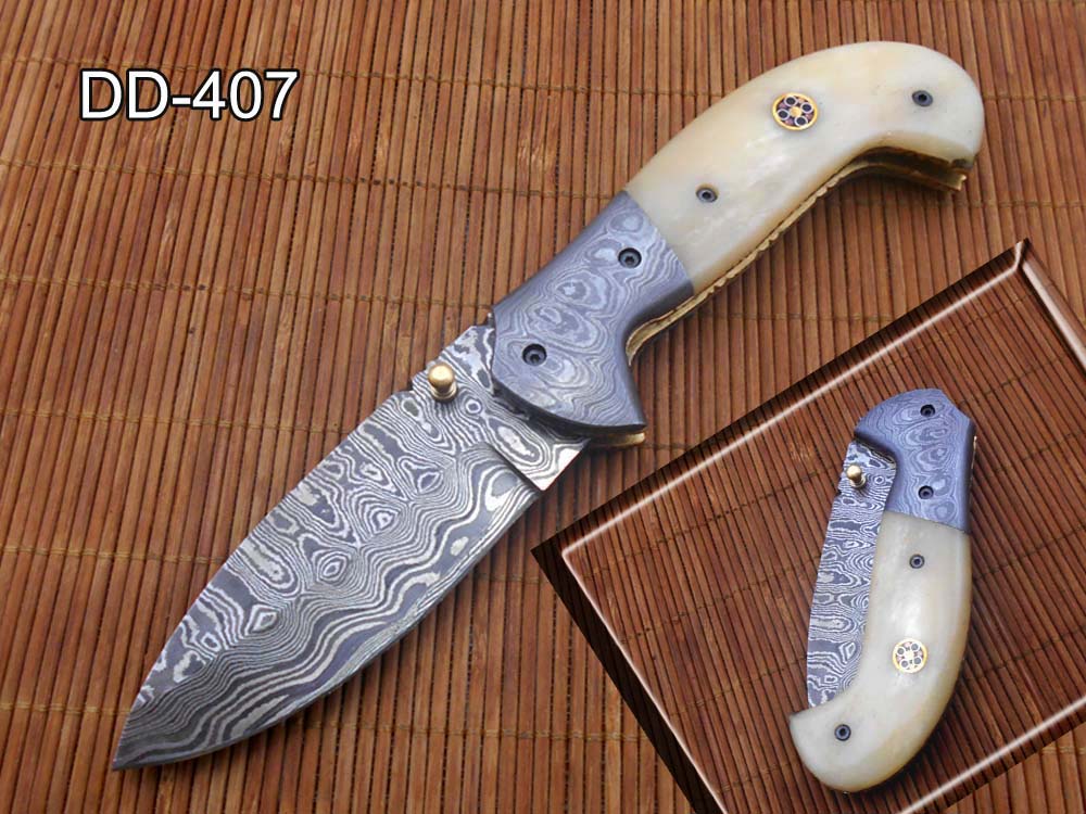 Hand forged twist pattern Damascus steel 7.5" folding knife, Available in 3 scales options with Bolster, Pocket knife Equipped with Brass liner lock & thumb knob, Cow Hide Leather sheath