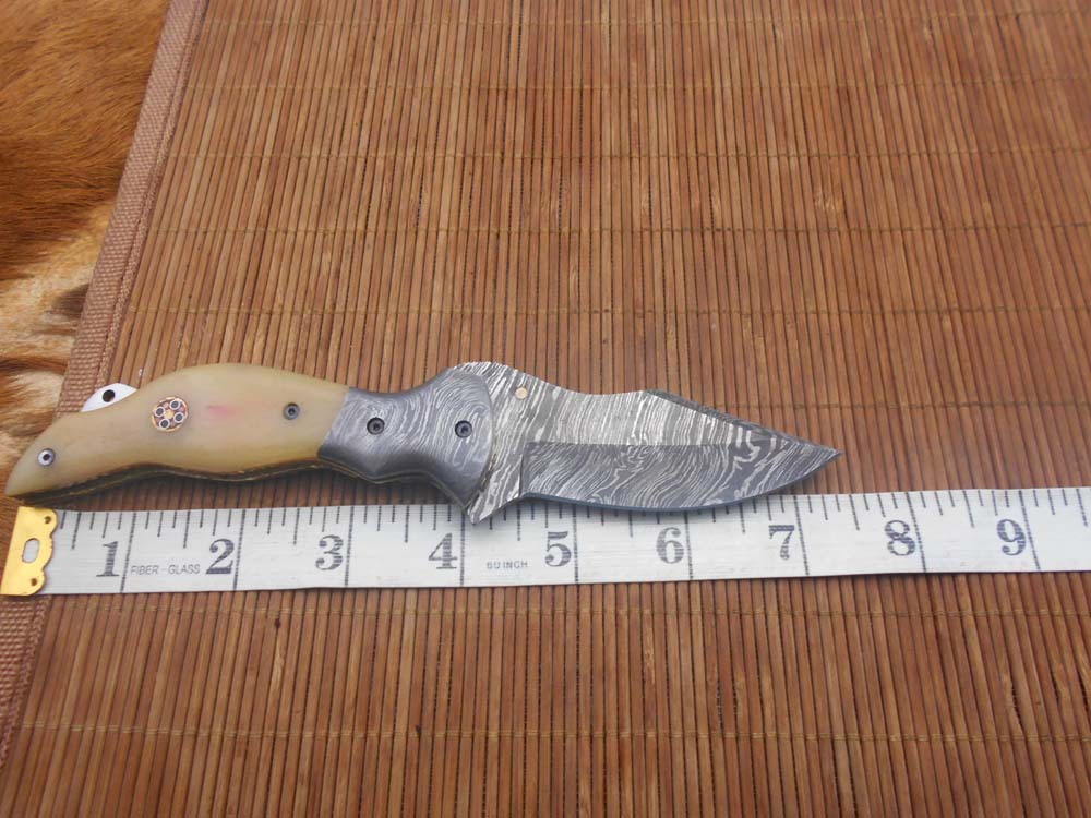 7.5" folding Damascus steel knife, liner lock, thumb knob, Cow Leather sheath