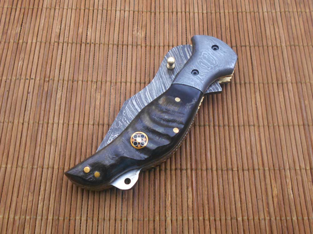 7.5" folding Damascus steel knife, liner lock, thumb knob, Cow Leather sheath