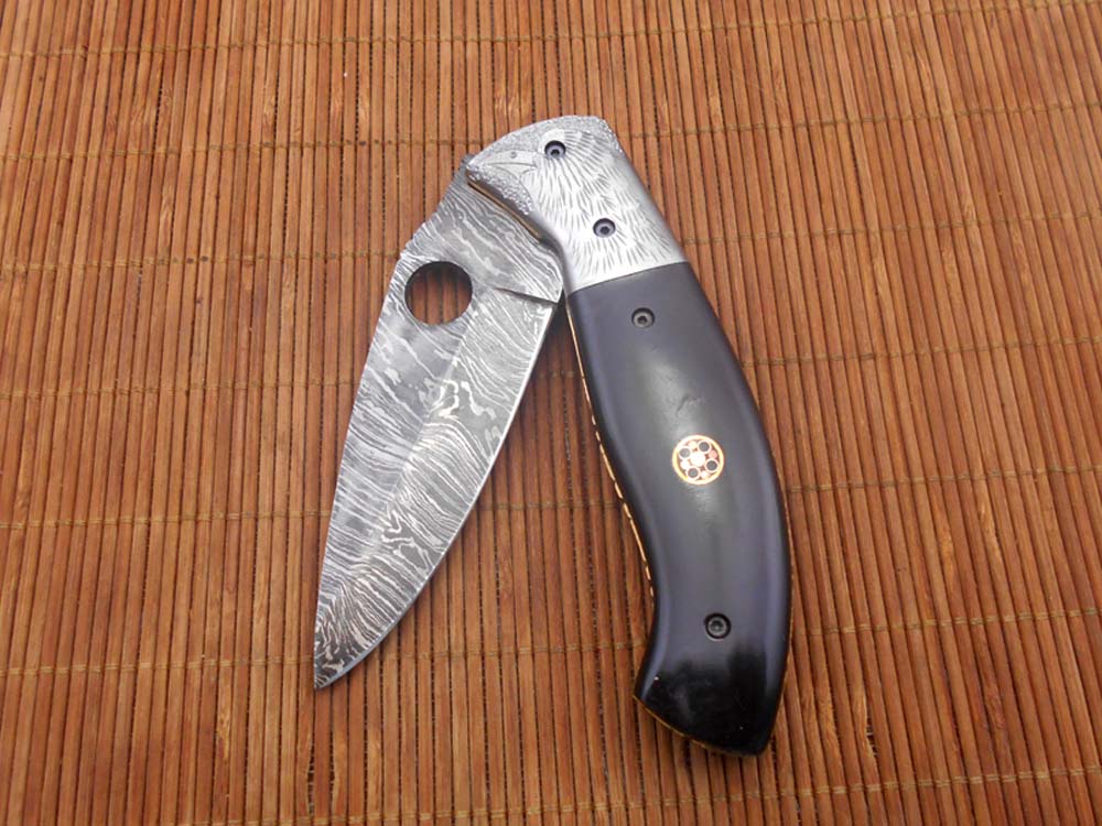 8" folding knife Damascus steel Engraved bird, liner lock, Horn & Bone scale