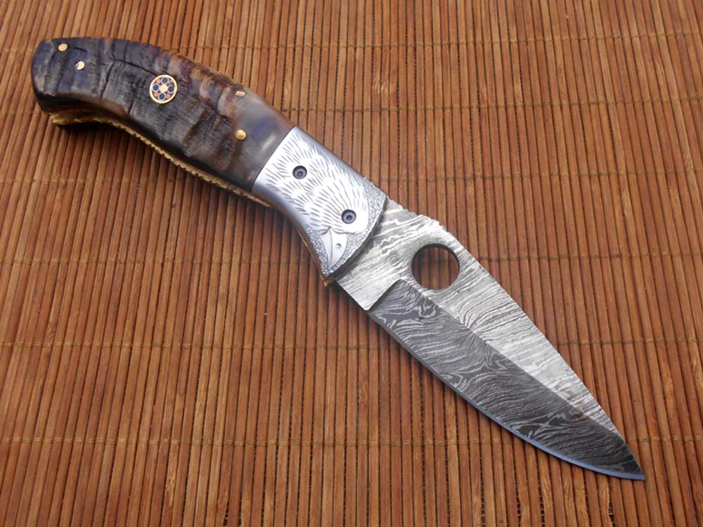 8" folding knife Damascus steel Engraved bird, liner lock, Horn & Bone scale