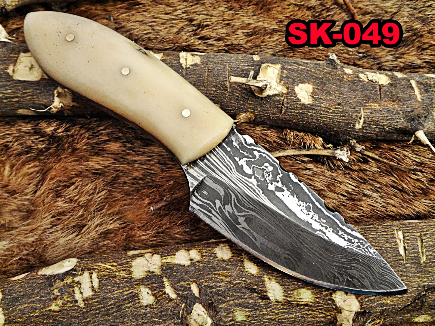 6.5" Long compact pocket Knife, full tang Damascus steel 3" drop point blade, Available in Blue and white scales, Cow hide Leather sheath included