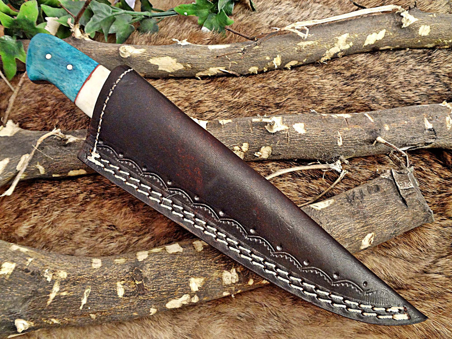 9 " Long hand forged Damascus steel full tang skinning Knife, Natural camel Bone and Buffalo Horn scale with Bolster Cow hide Leather sheath