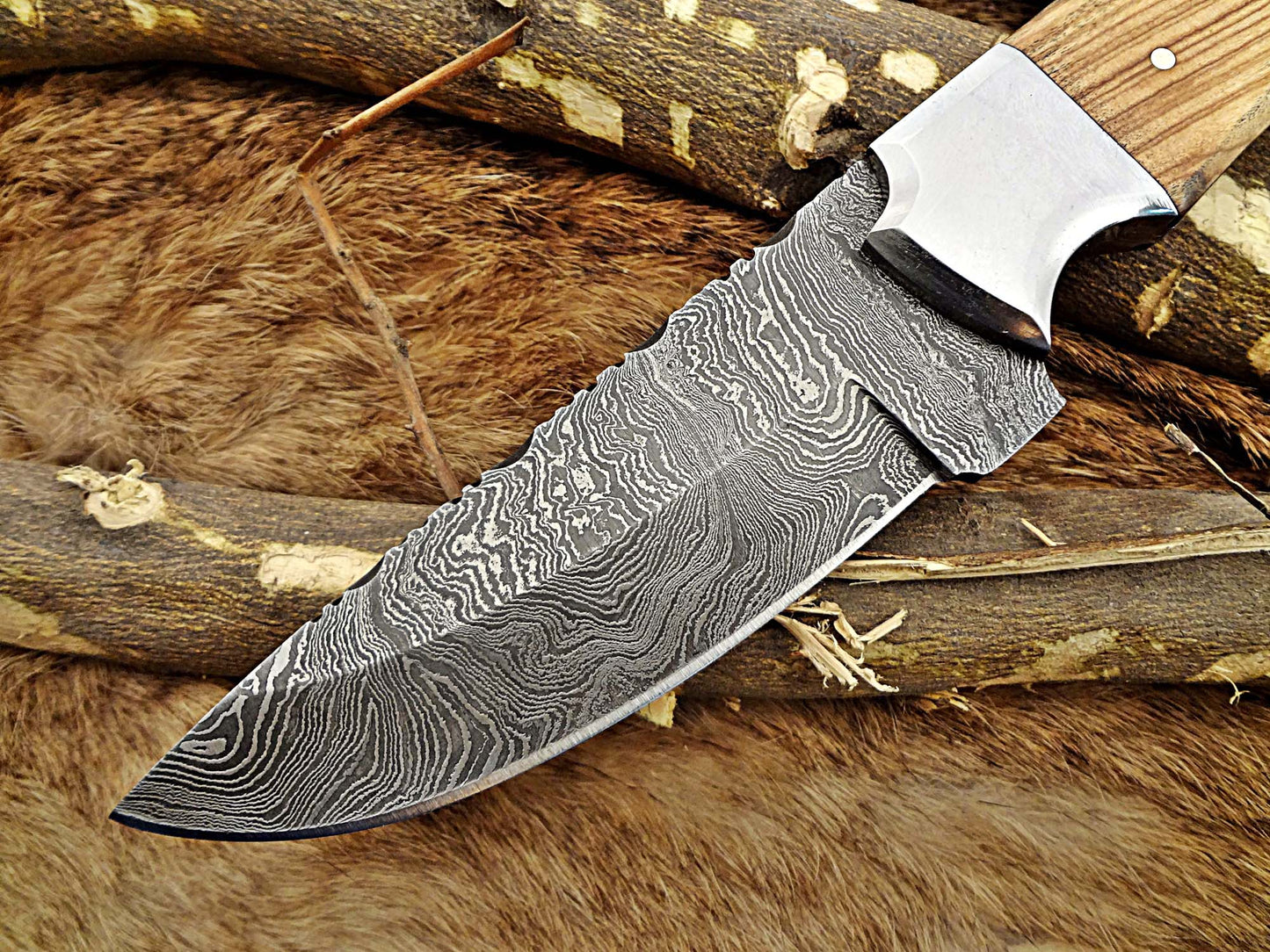 9" Long hand forged Damascus steel Skinning knife, 4.5" full tang blade, 2 colors wood scale with bolster, Cow hide Leather sheath included