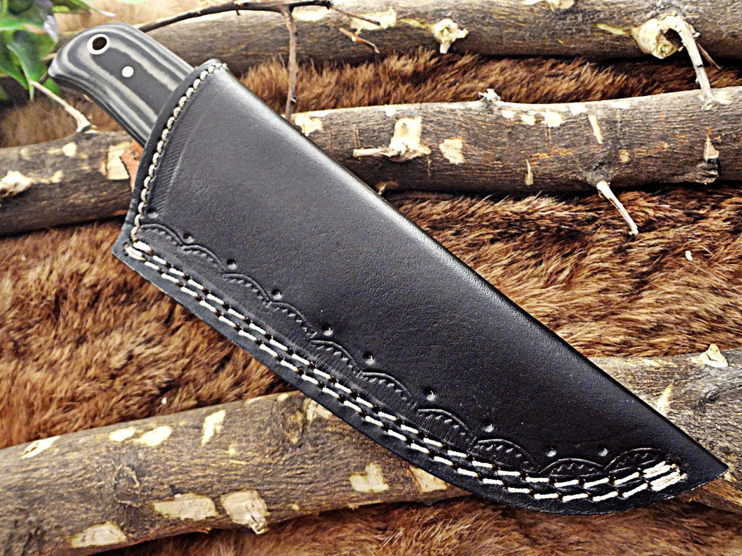 8" Long hand forged Damascus steel full tang blade gut hook skinning Knife, 3 scales available, includes Cow hide leather sheath