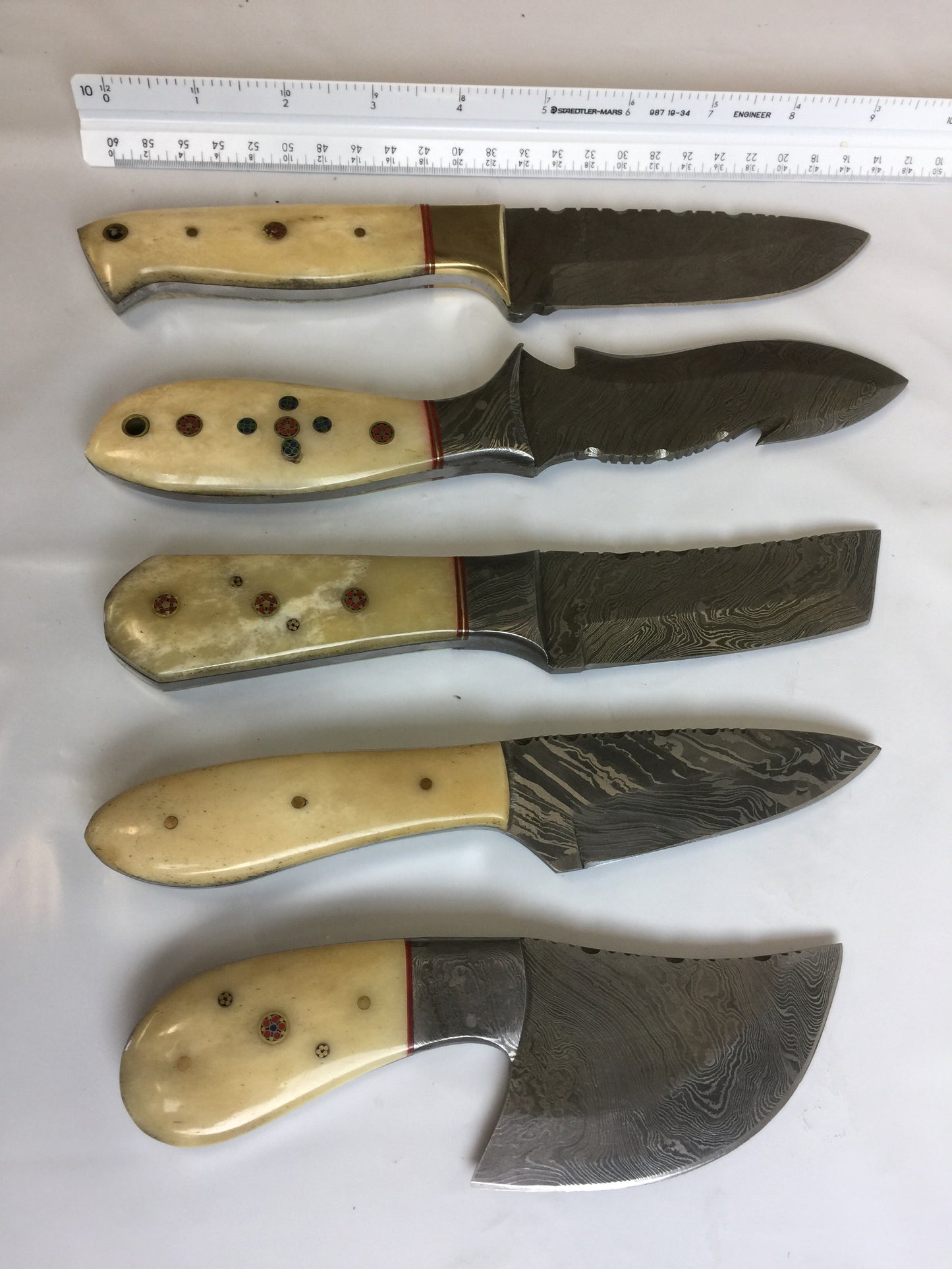 5 pieces Damascus steel Camel Bone scale skinning knives set. Overall 44 inches long Full tang Damascus steel blade knives, Cow hide leather sheath