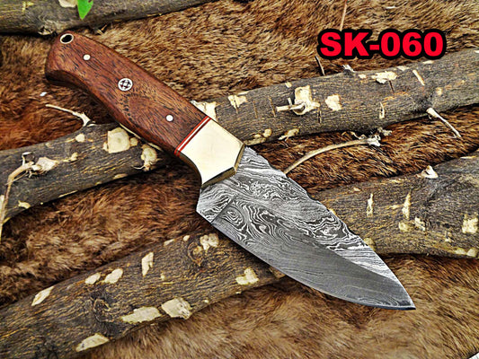 8.5" Long hand forged skinning Knife, 4.25" full tang Damascus steel blade, Natural Rose wood with inserting hole, Cow hide Leather sheath