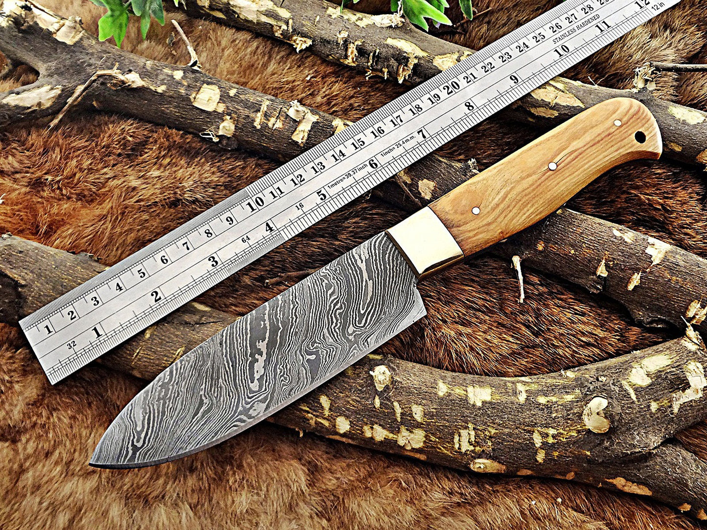 10" Long hand forged Hunting Damascus steel full tang Knife with gut hook, Kao Wood With Brass Boster.