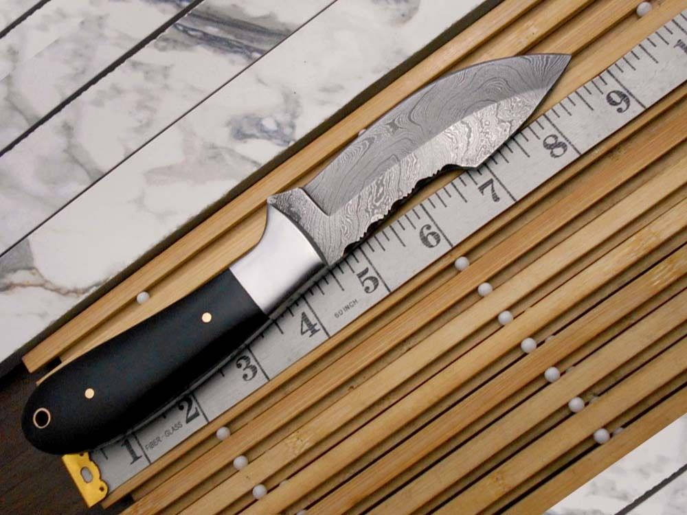 9 Inches Long Full Tang Hand Forged Damascus Steel Custom Made Hunting Knife